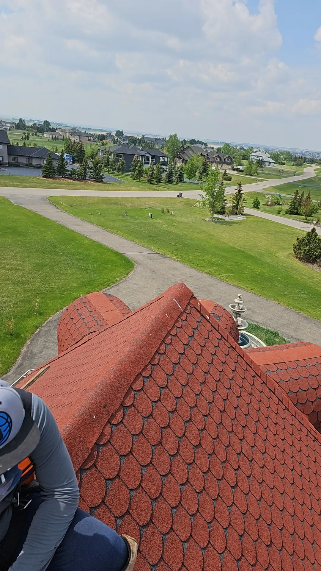 Acreage home roof replacement in Calgary
