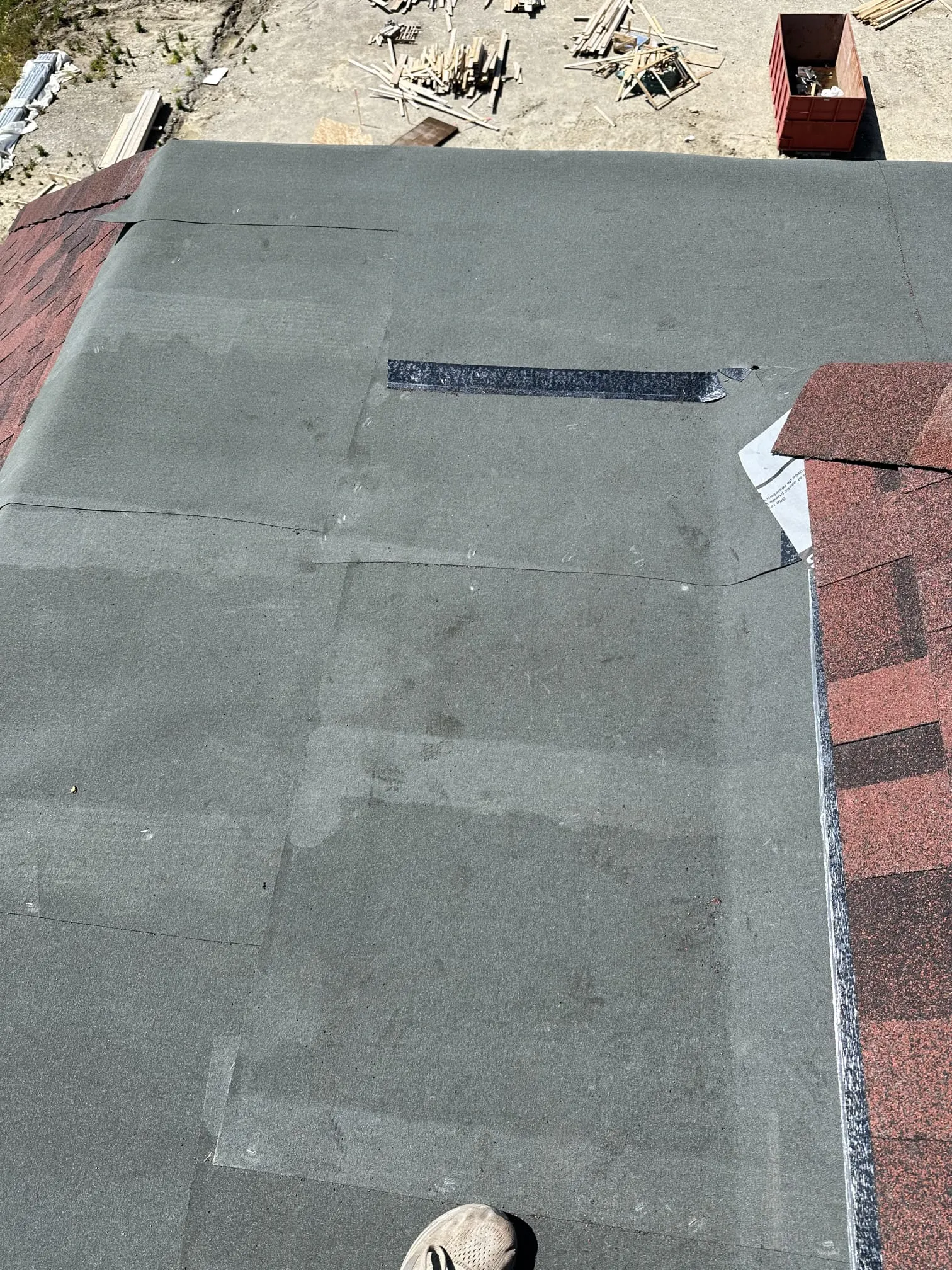 Modified bitumen flat roof membrane installation